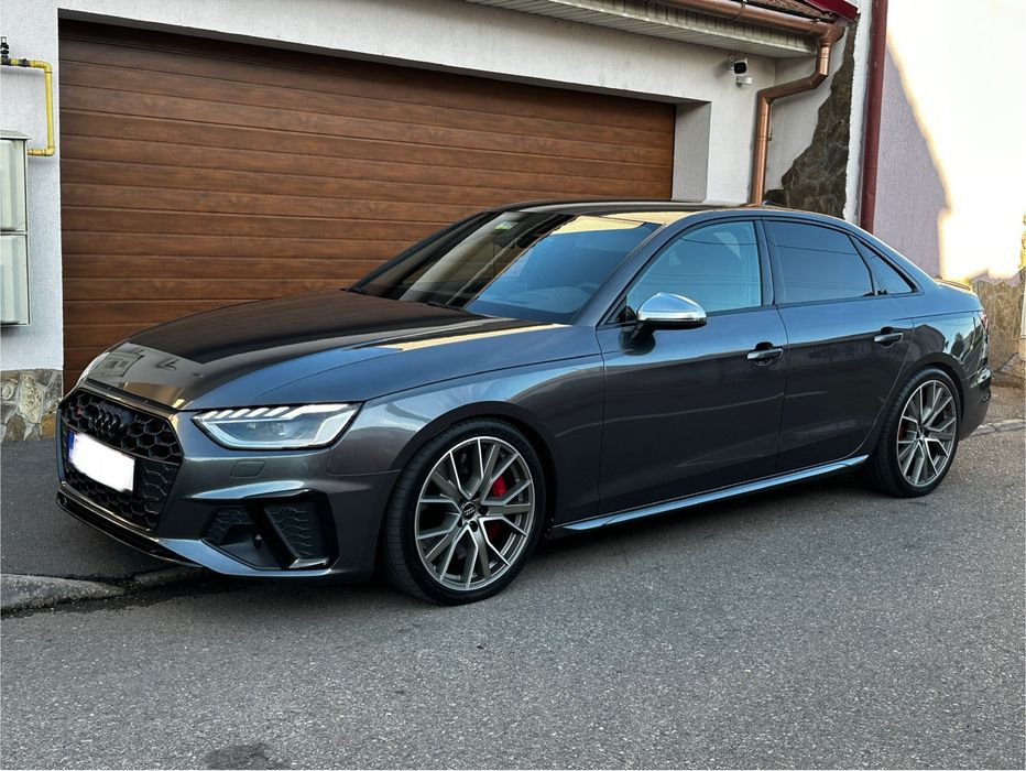 AUDI S4 2020