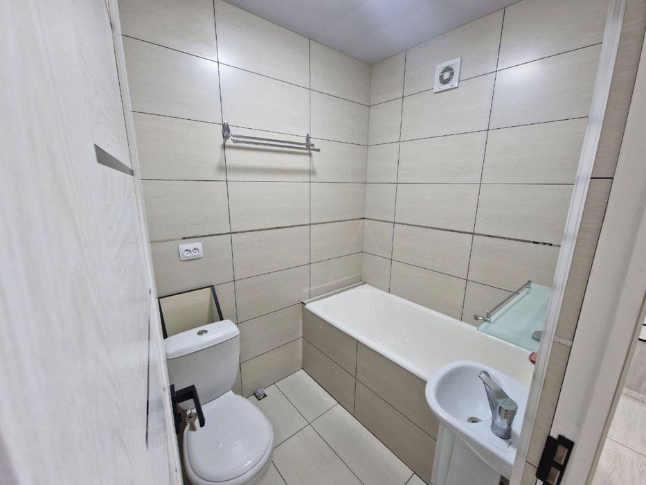 Срочно сдаётся 2х 8микрарайоне вышел нового ремонта