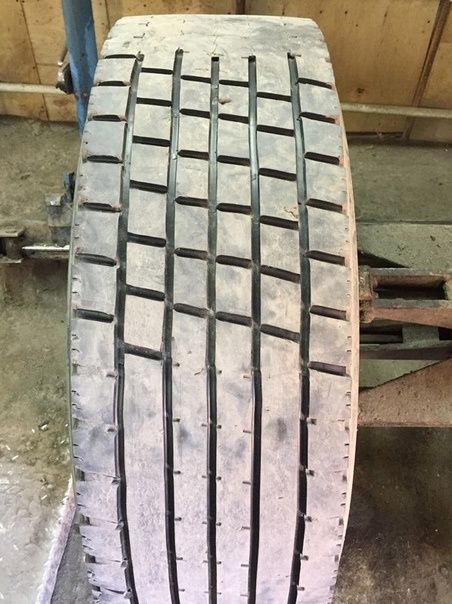 Нарезка грузовых шин