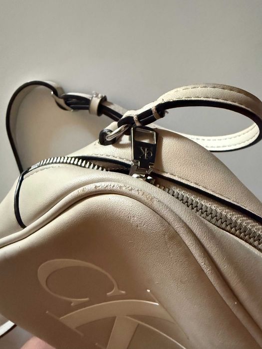 Calvin Klein Jeans дамска чанта / крос-боди