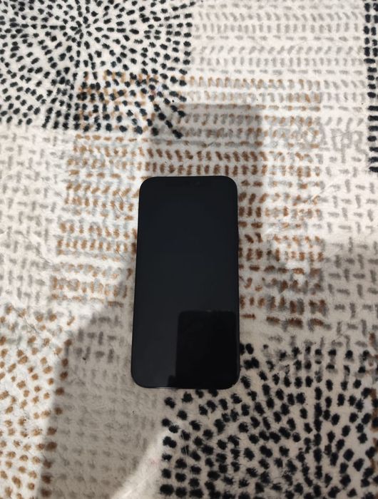 Telefoane vechi iPhone 12