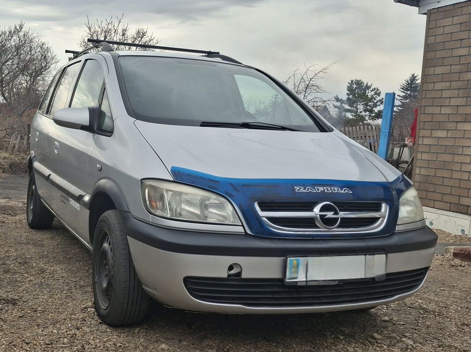 Продам автомобиль Опель Зафира