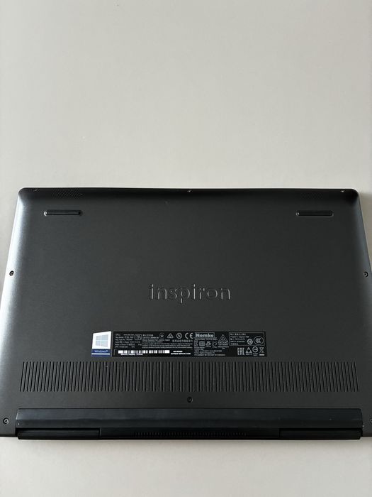 Laptop Dell Inspiron 7590 ca nou, la cutie