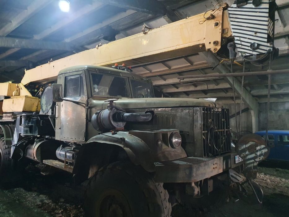 Продам автокран на базе КРАЗ-лаптёжник