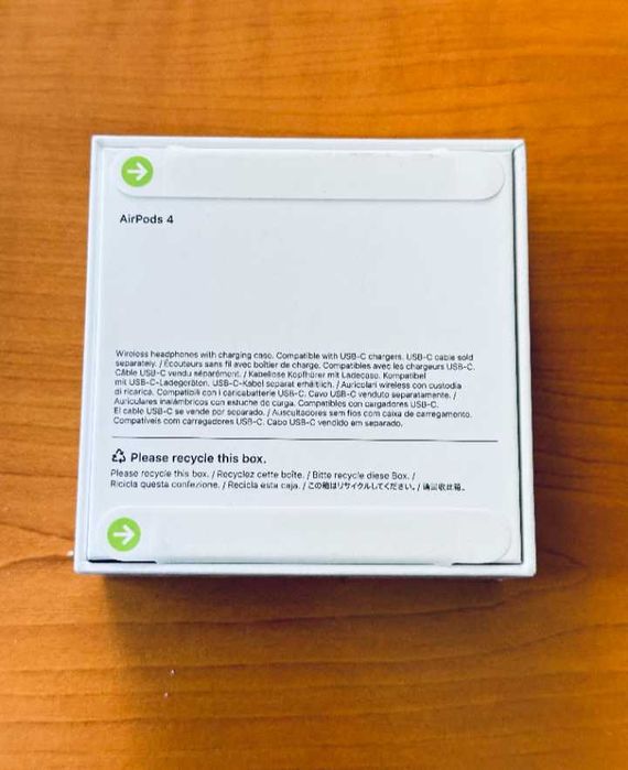 Слушалки Airpods 4