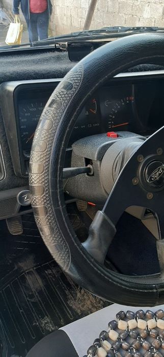 Продам срочно  Ford Sierra