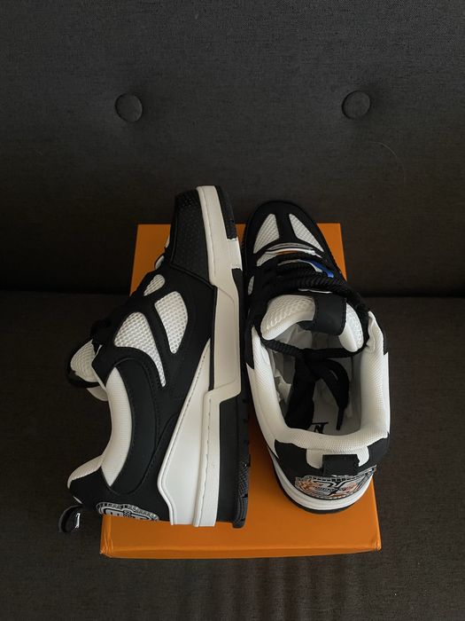 LV Black & White (43)