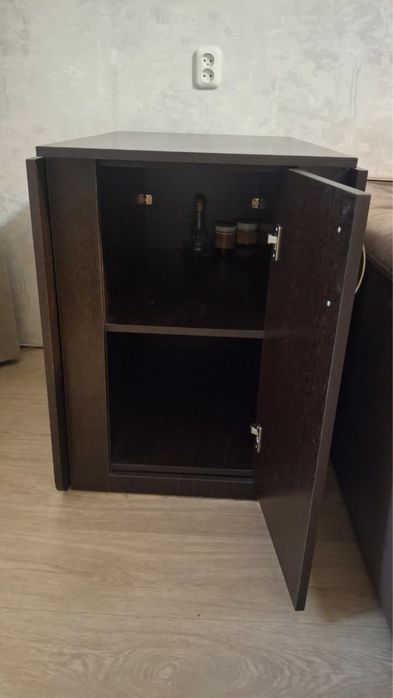 Продается стол в хорошем состоянии