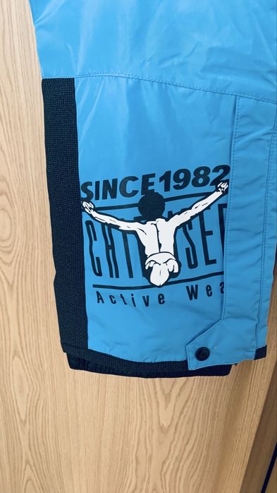 Pantaloni de schi noi cu eticheta