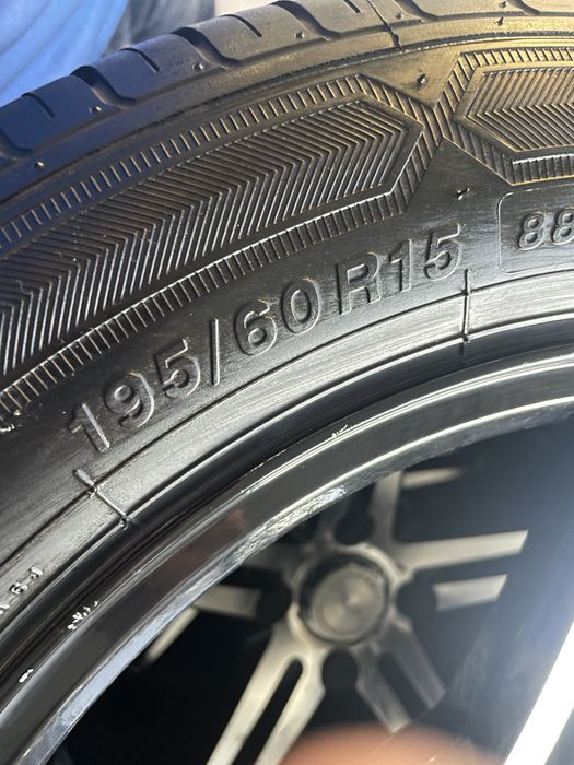 195/60/15 vossen spark nexia