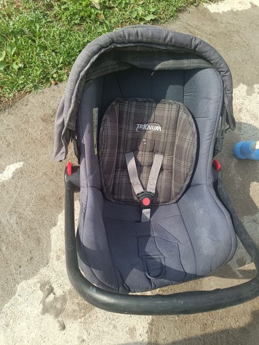 Отдам стул коляску