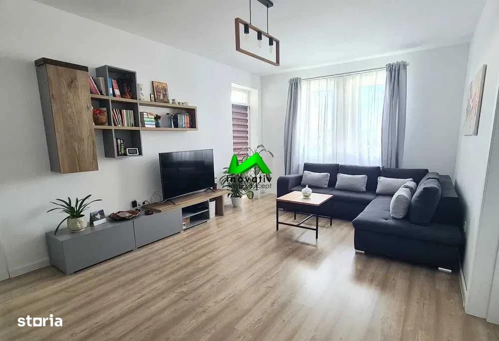 Apartament de vanzare 3 camere Sibiu Complex Henri Coanda — fotografia 1