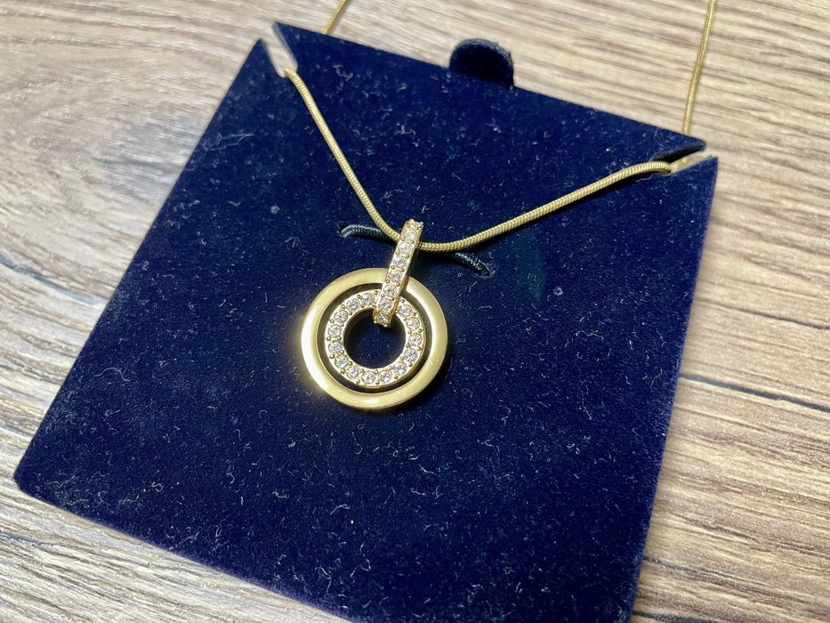 Lant cu pandantiv rotund Swarovski, nuanta rose gold, placat cu aur