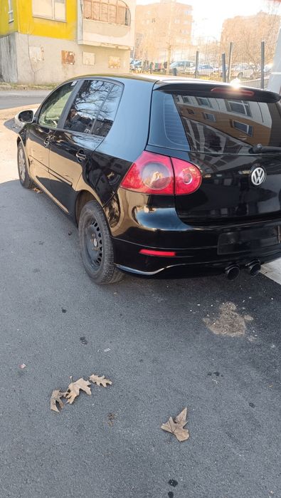 Продавам Голф 5 1.9 105+ на ЧАСТИ, както и още над 15 Голф 5ци