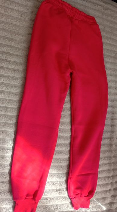 Pantaloni trening roz