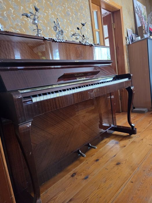 Продам Пианино PETROFF