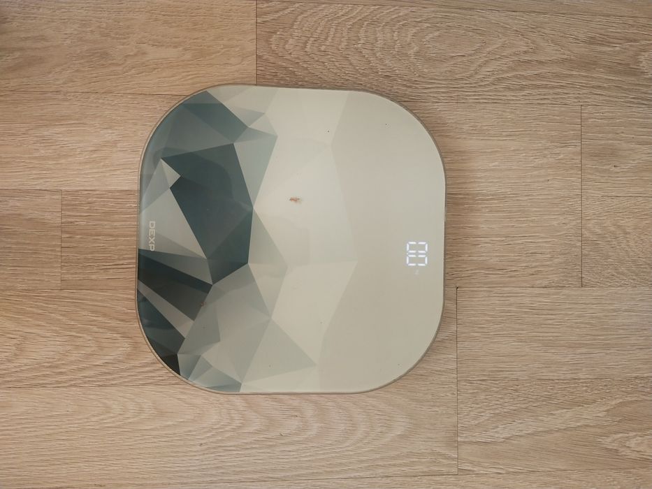 Весы продаются новый