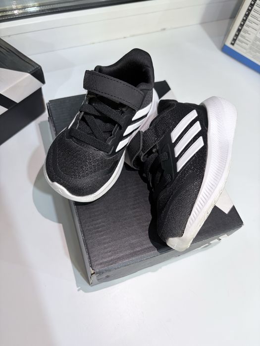 Детские кроссовки Adidas