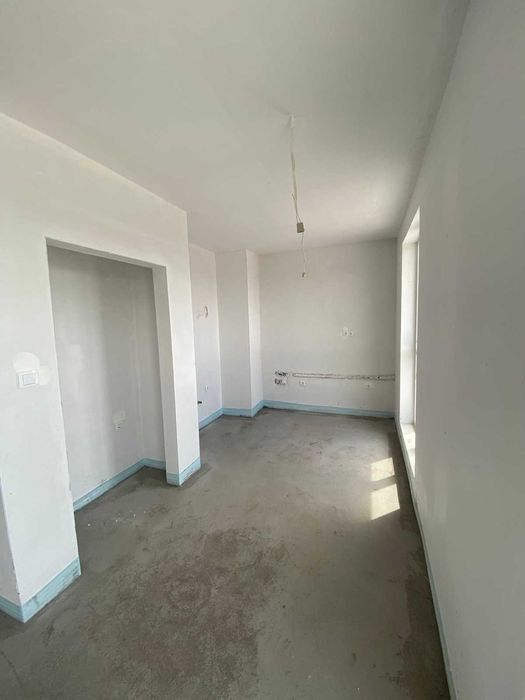 Продава се Двустаен апартамент в Пловдив, Беломорски - 100 кв.м за 1050 €/кв.м - Снимка #2