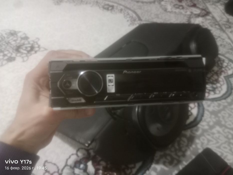 Продаётся  Pioneer DEH-4250SBT Kenwood Kalonka