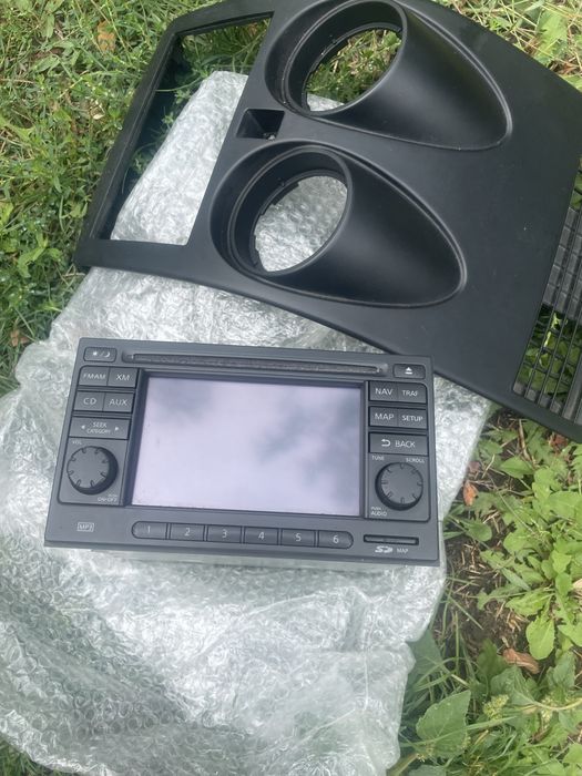 Vând navigatie originala nissan qashqai  j10