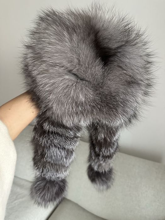 Caciula vulpe argintie lux noua S