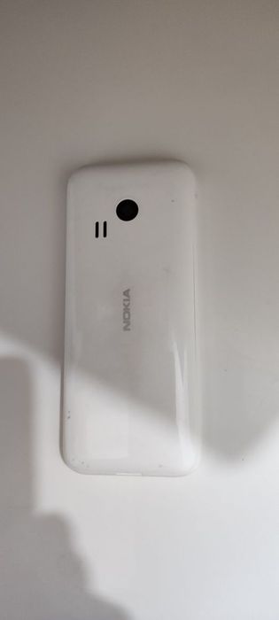 Carcasa Nokia 222 impecabila