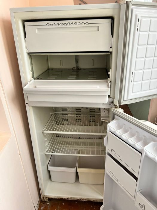 Продаётся Холодильник