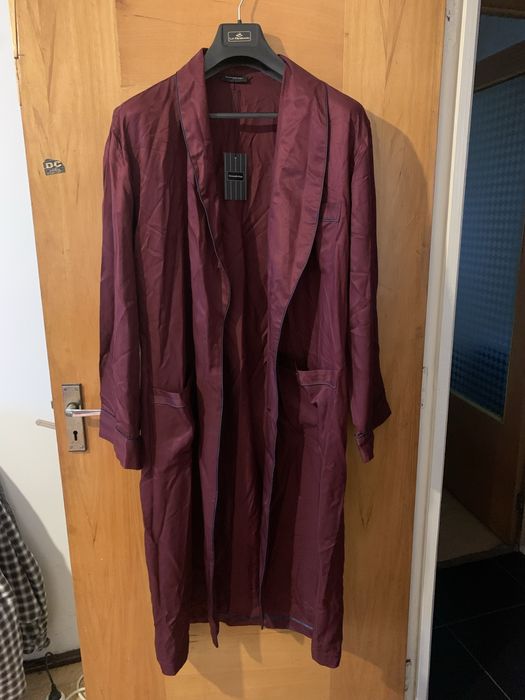 Pijama barbati si halat de matase