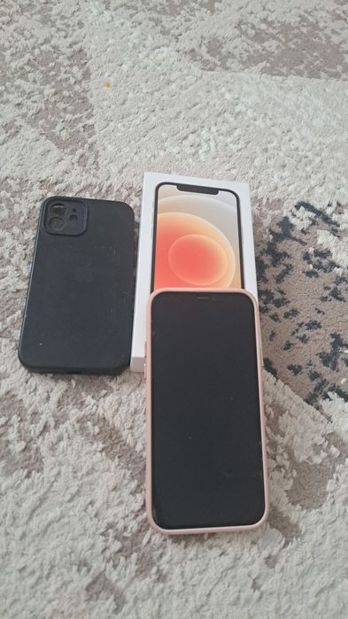 Продам айфон 12, оюв очень отличном состоянии