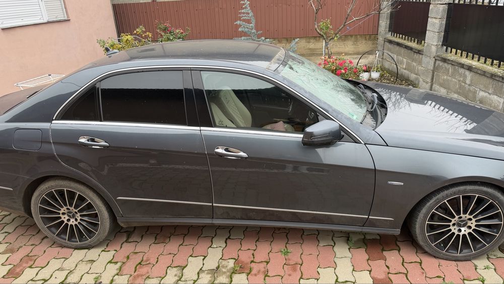 Vand Mercedes E220 CDI