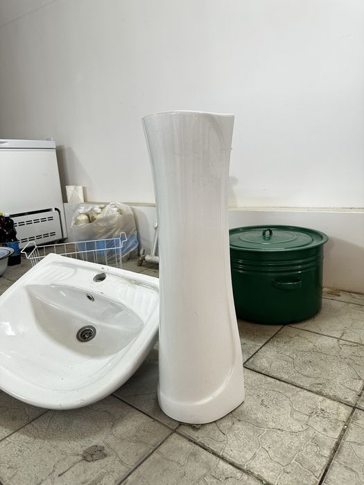 РАКОВИНА с пьедесталом