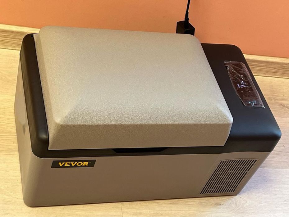 Нов 20L Преносим Фризер и хладилник за кола тир и бус, до -20°C, 12/24V + 220V, Bluetooth, лек и компактен за къмпинг и риболов