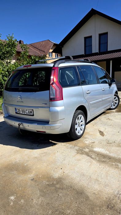Vând Citroen C4 Grand Picasso 2500 eur