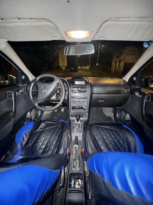 Opel astra g 2000s