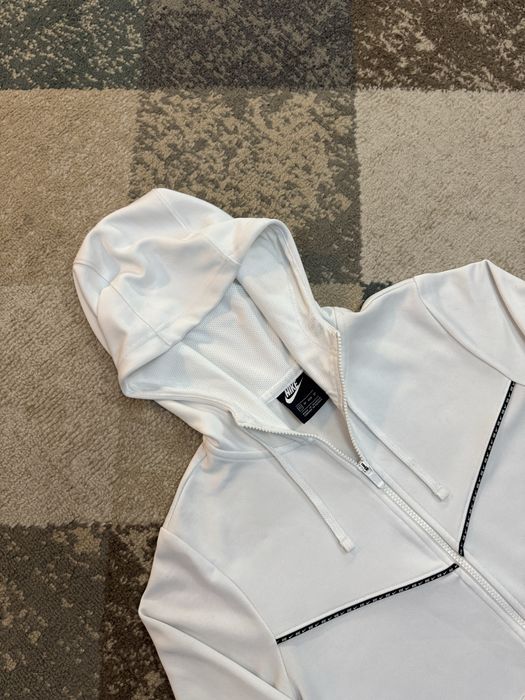 Дамски суитчър Nike