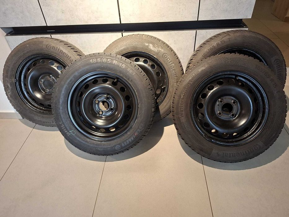 VAND 4 ROTI cu cauciucuri de iarna   +1 ROATA cu cauciuc de vara