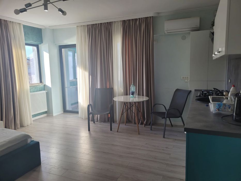 Garsoniera  moderna suprafata 38 mp .