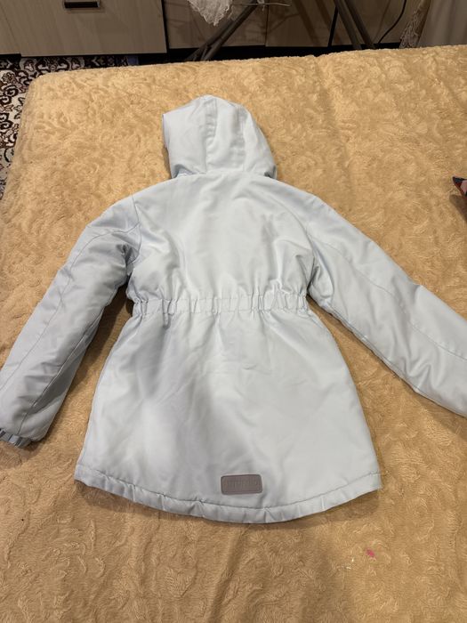 2 куртки на девочку осенние