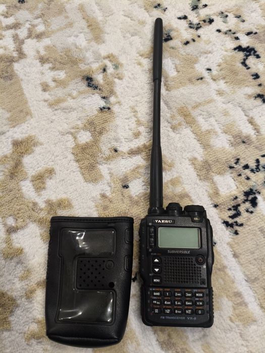 Радиостанция Yaesu VX—8DR