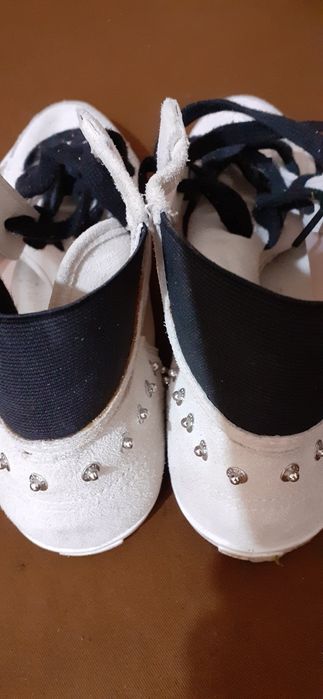 Бели и черни ,летни кецове Diesel.