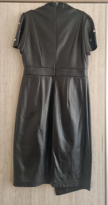 Продаю женскую одежду