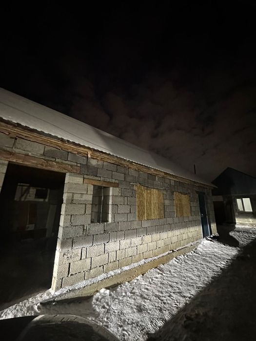 Продается дом с гаражом