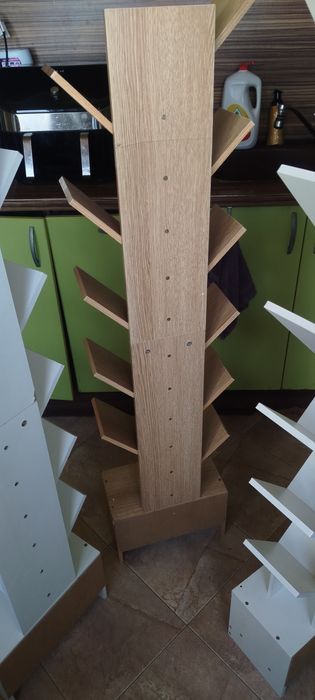 Библиотека / етажерка за книги