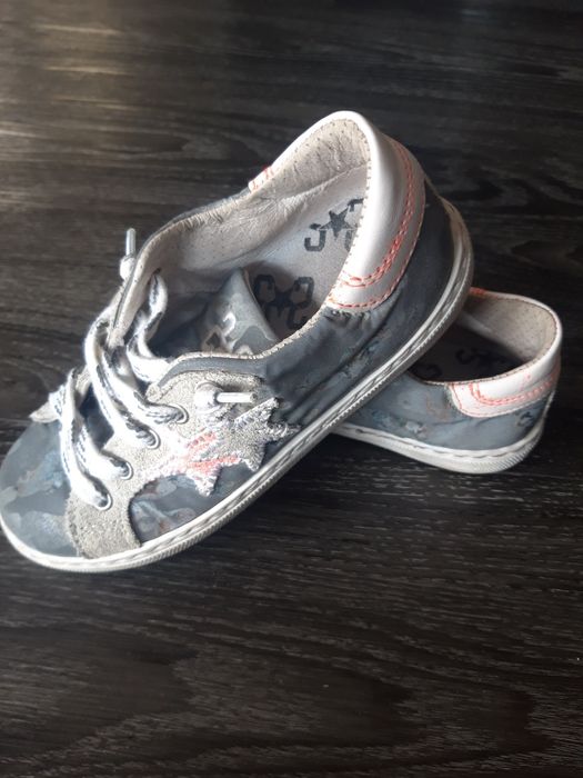 Обувки спортни 32,33