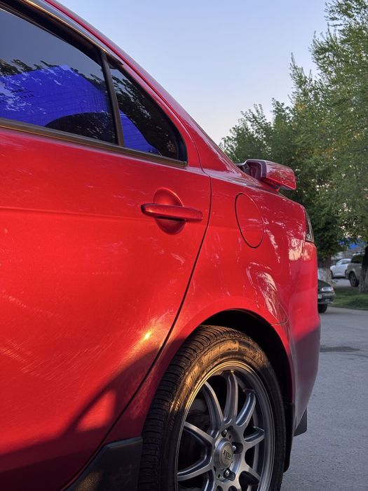 Lancer  10 2008 года
