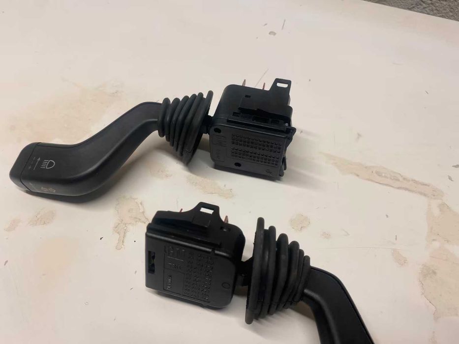 Maneta Semnalizare / Stergatoare | Opel | Astra F/G | Vectra A/B | Zafira A | Tigra A | Corsa B | Agila A | Omega B | Sintra | Calibra | Piese Volan
