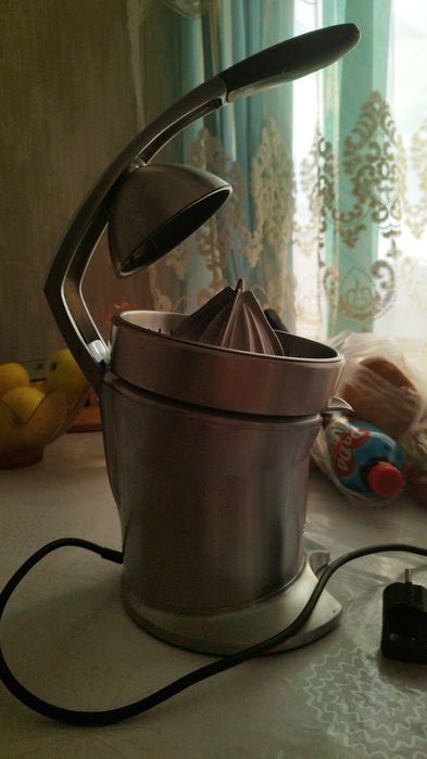 Продам сокавыжималку