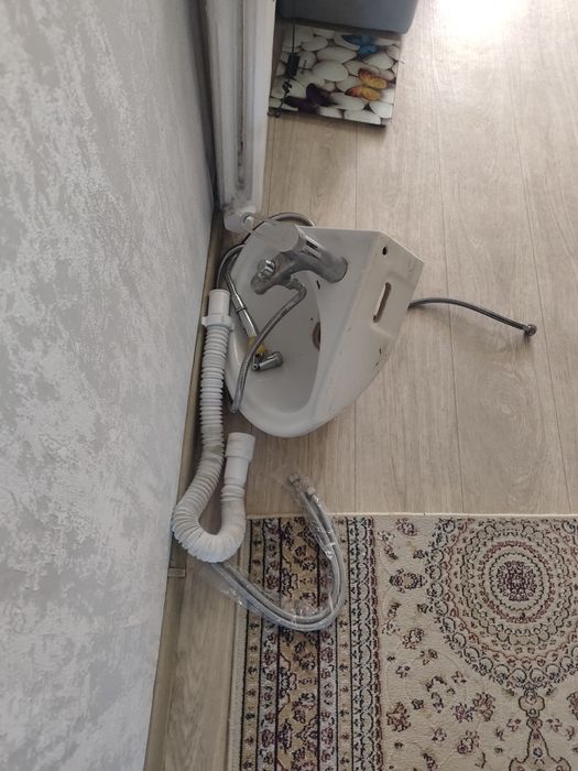 Угловая мойка бу