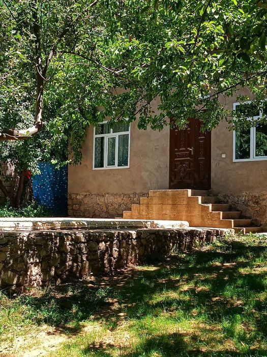 Уютная дача с бассейном для семейного отдыха в Богустане